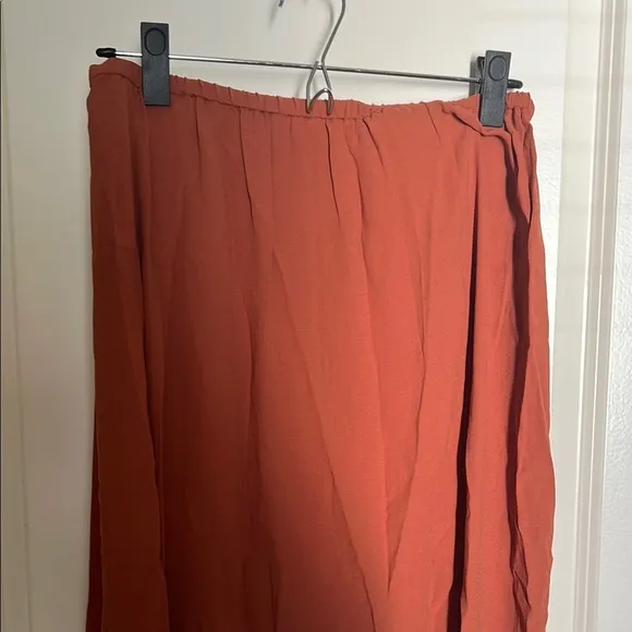 100% Silk Elegant Rust Skirt NWT