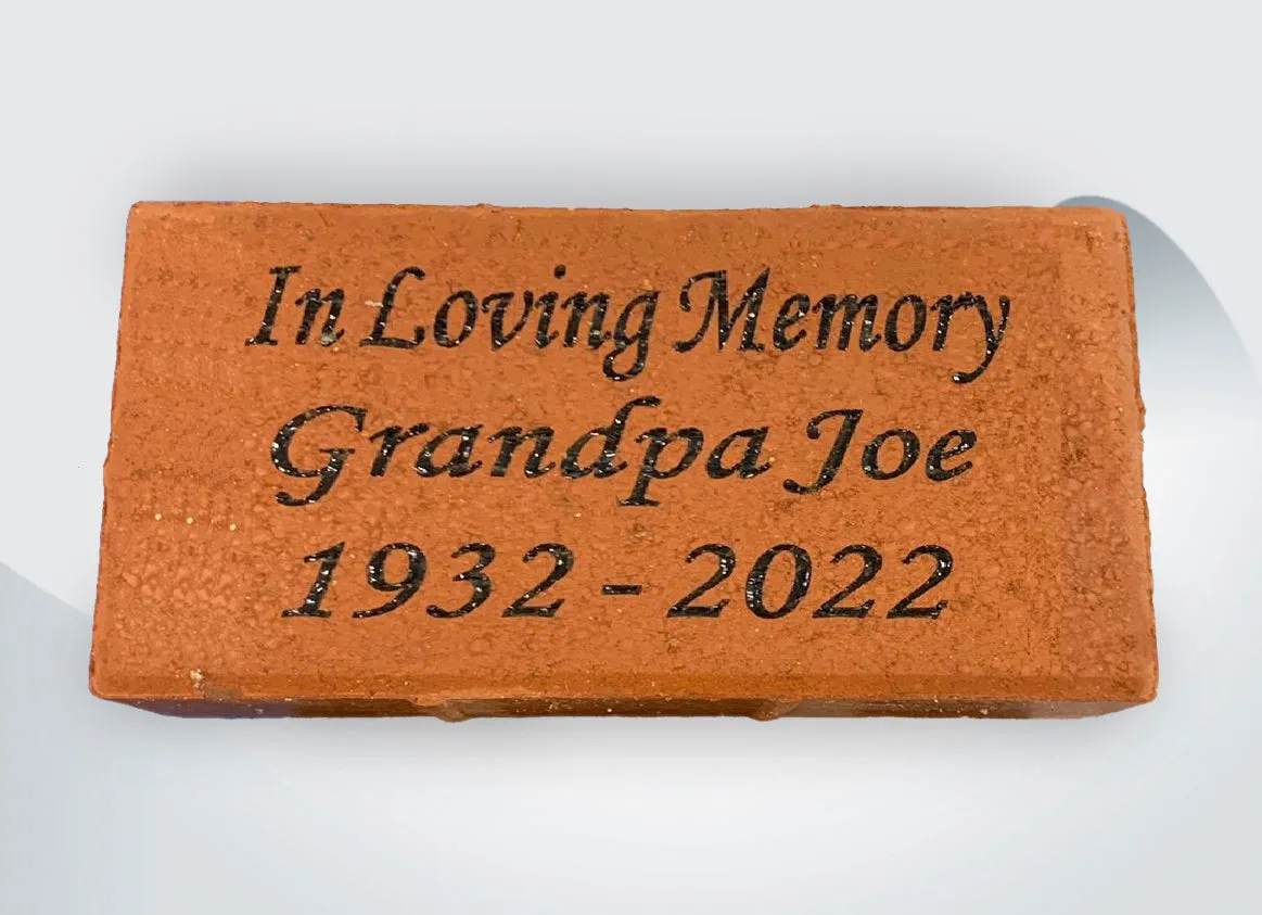 Custom Engraved Red Brick For Outdoor Memorial - IUBRICK100