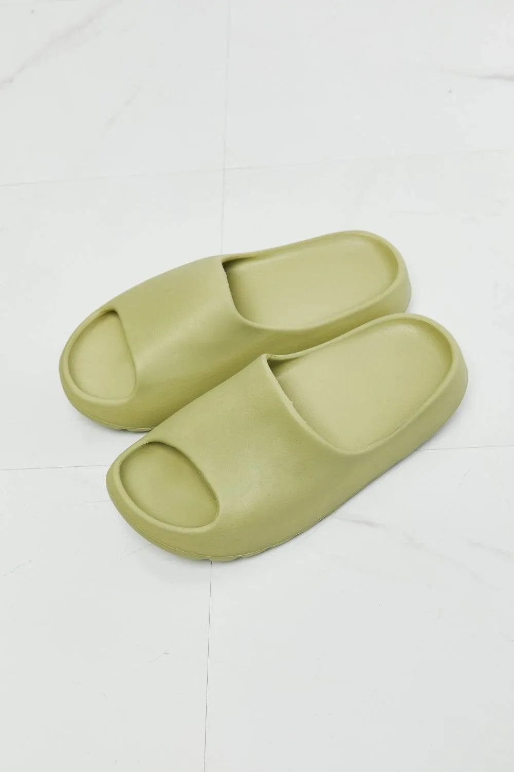 NOOK JOI In My Comfort Zone Women Slides in Green