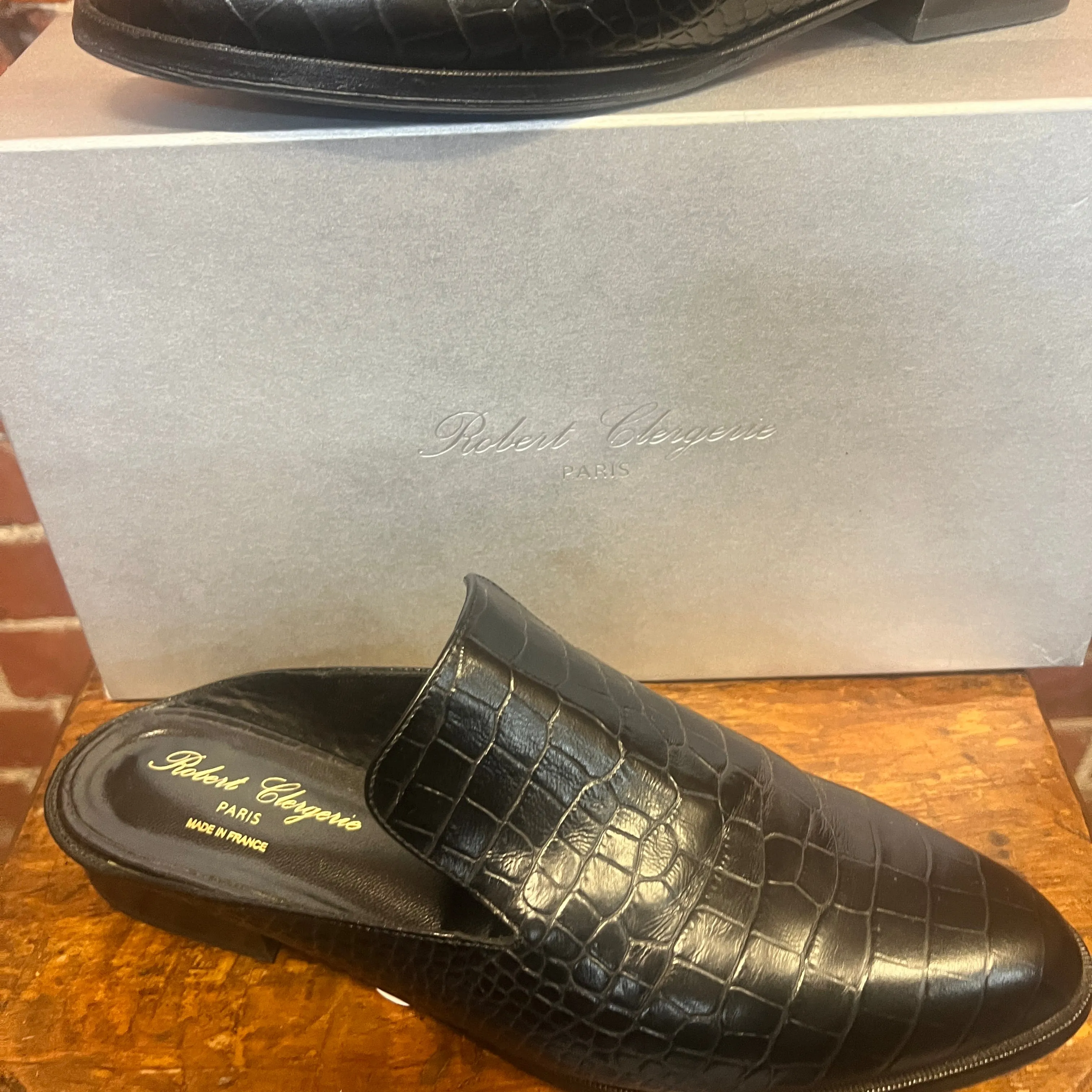 ROBERT CLERGIERE leather mules 41