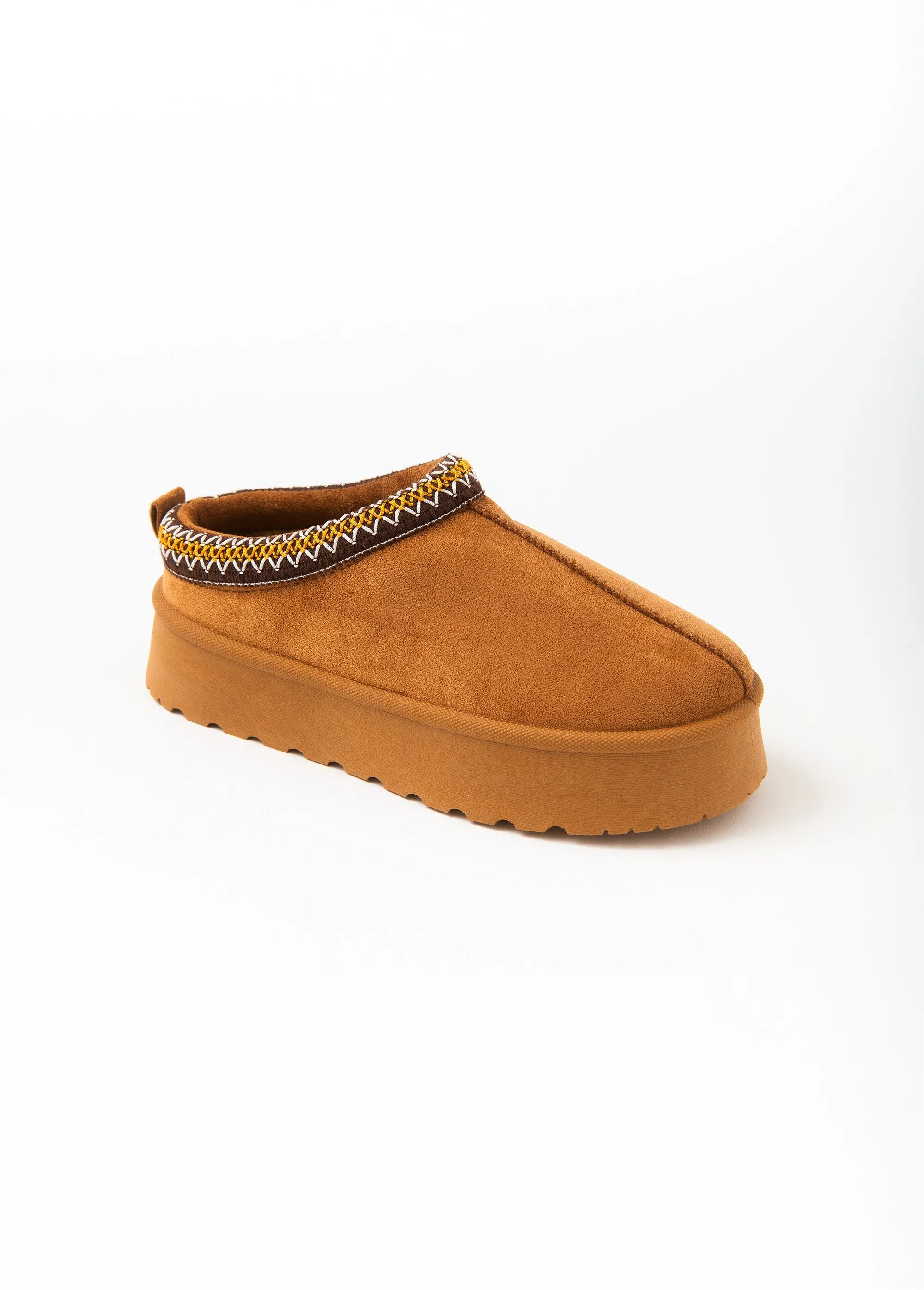 Warm clog-style wedge mules